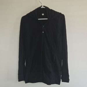 Lululemon Athletica Black Hoodie, Sz 10. Longer Snug Fit.